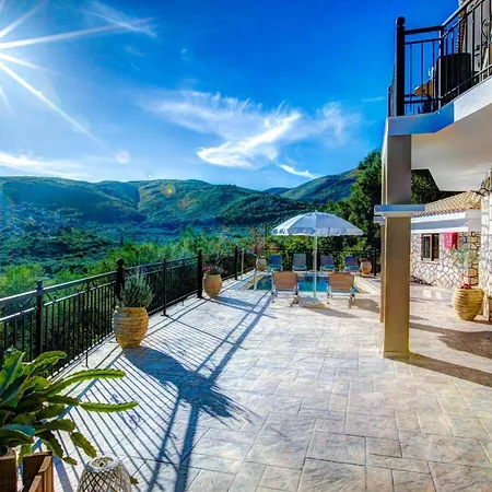 Bougainvillea By * Marathiás