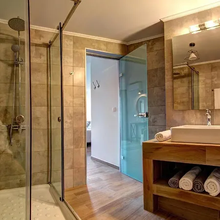 Bougainvillea By Vila